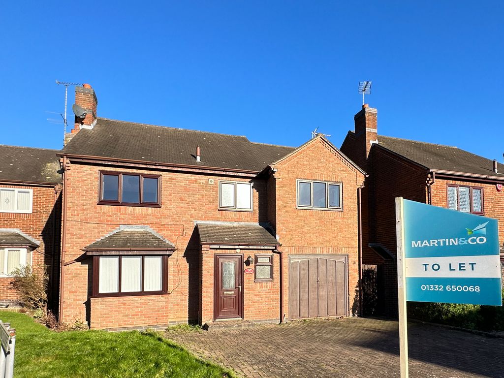 5 bed detached house to rent in Bunting Close, Mickleover, Derby DE3, £1,450 pcm