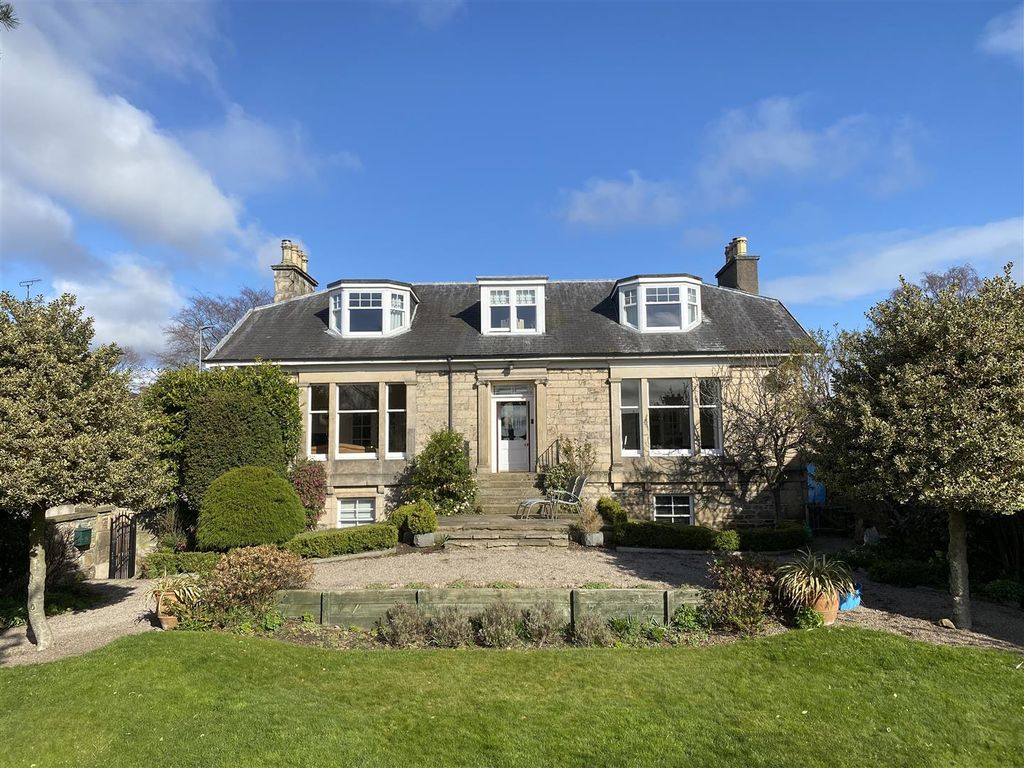 5 bed detached house for sale in Moss Street, Elgin IV30, £575,000