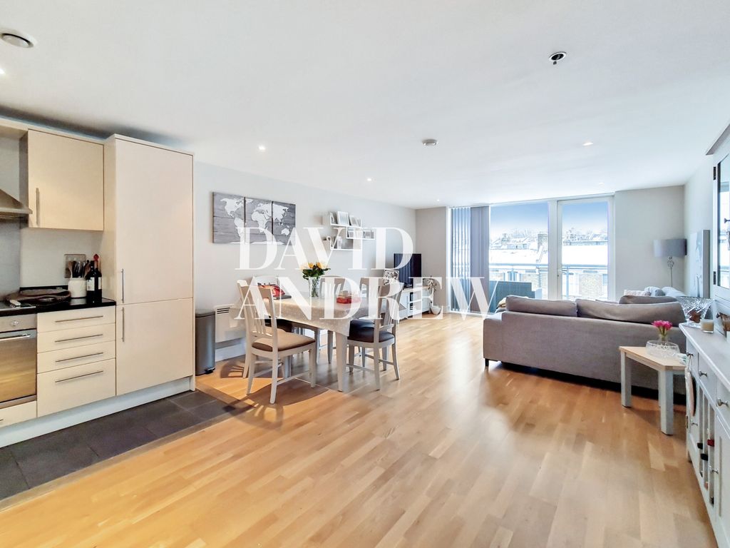 2 bed flat for sale in Drayton Park, London N5, £625,000