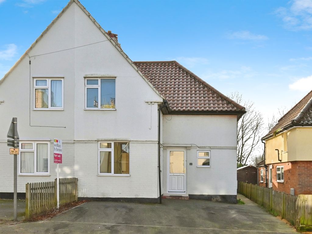 3 bed semi-detached house for sale in Magdalen Street, Eye IP23, £250,000