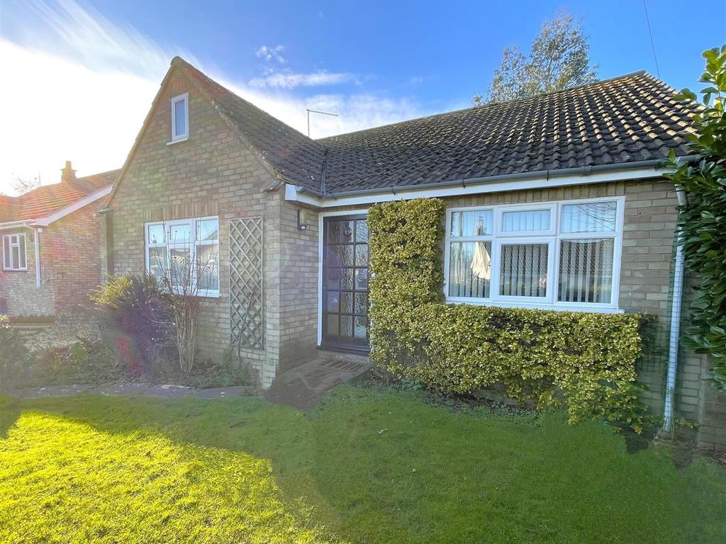 3 bed detached bungalow for sale in Orchard Way, Easton On The Hill, Stamford PE9, £395,000