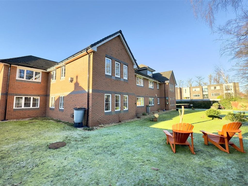 2 bed flat for sale in Nursery Drive, Poynton, Stockport SK12, £270,000