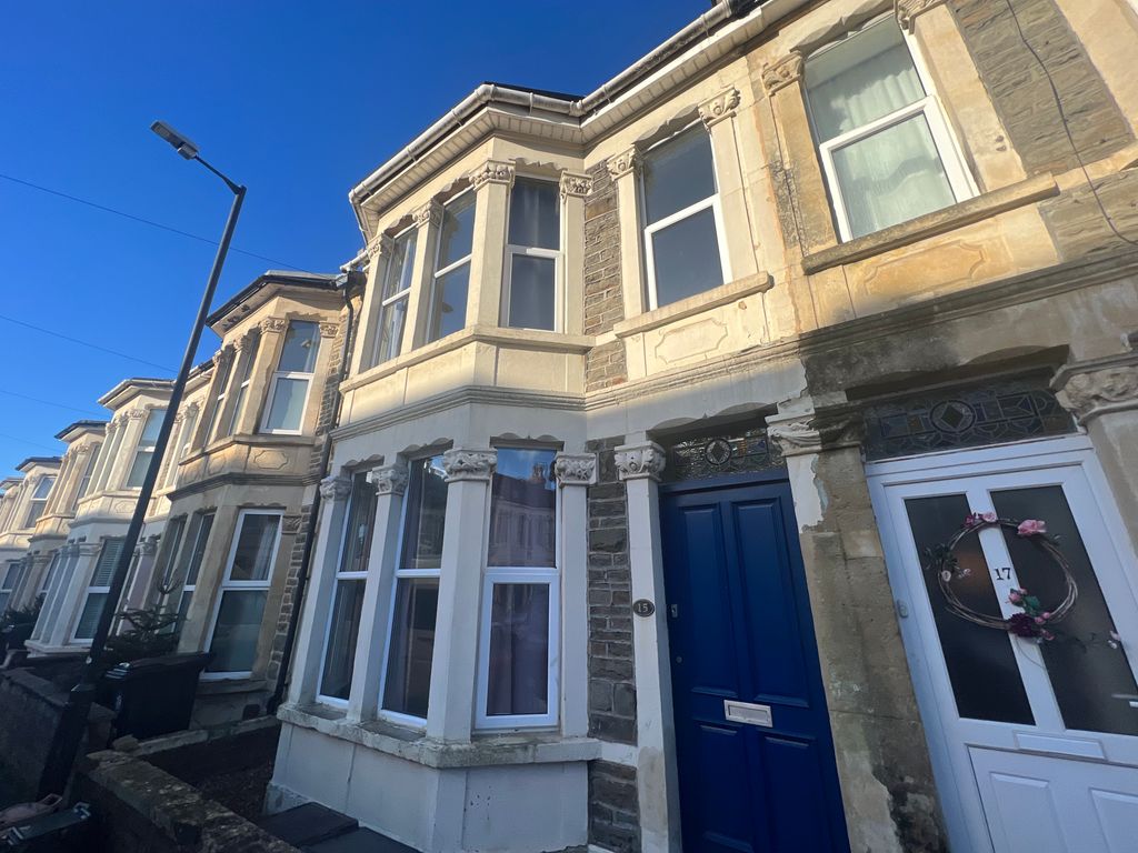3 bed terraced house to rent in Coronation Avenue, Bristol BS16, £1,950 pcm