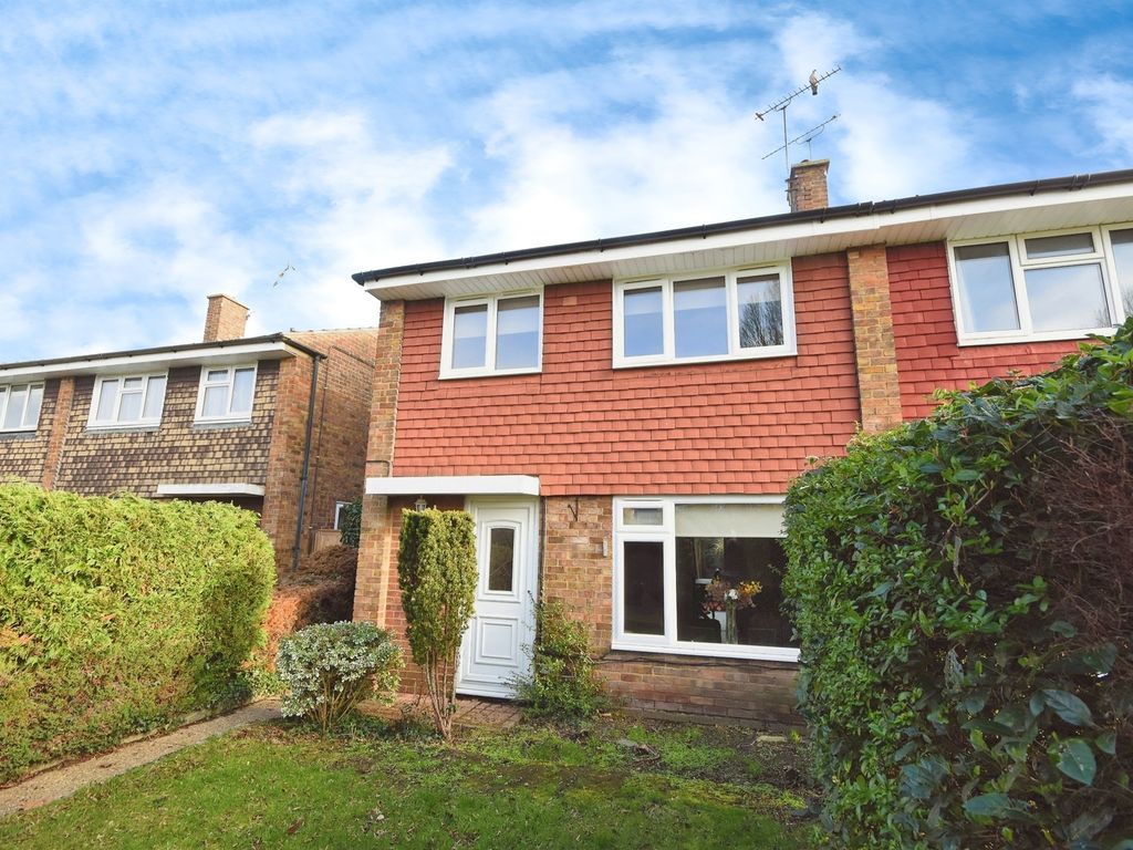 3 bed semi-detached house for sale in Robin Way, Tile Kiln, Chelmsford CM2, £360,000