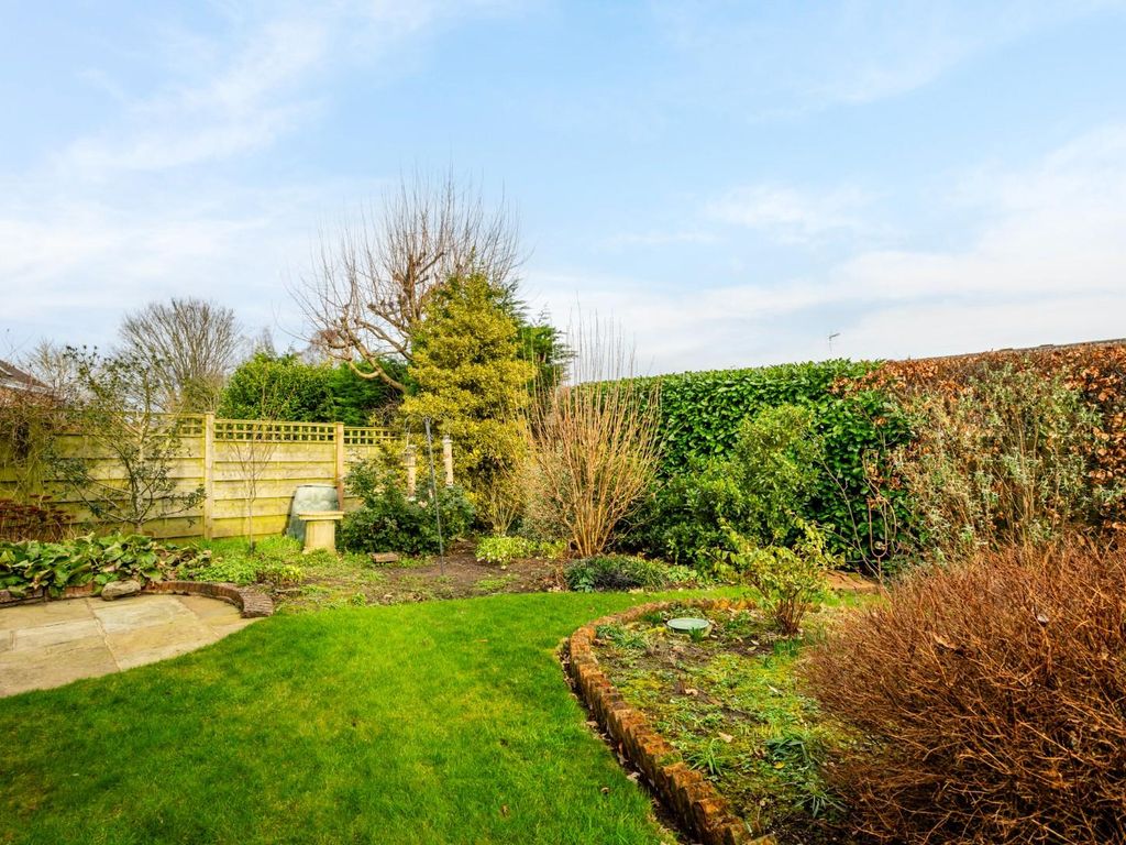5 bed detached house for sale in Stakers Orchard, Copmanthorpe, York YO23, £875,000