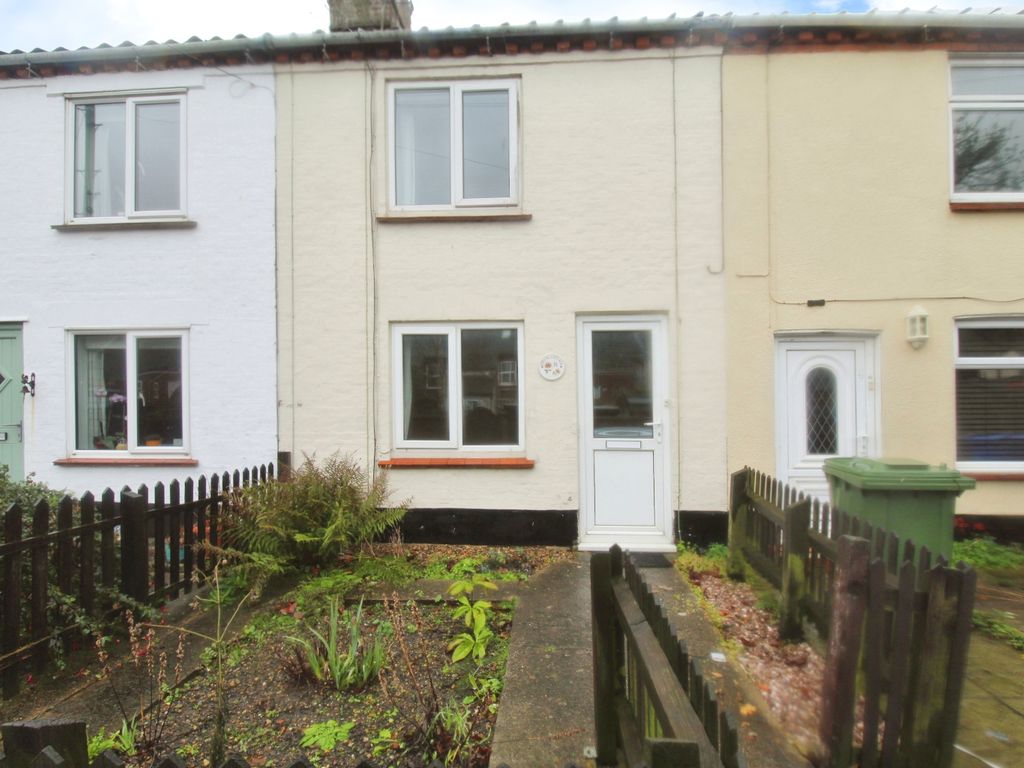 1 bed terraced house for sale in Peddars Lane, Beccles NR34, £130,000