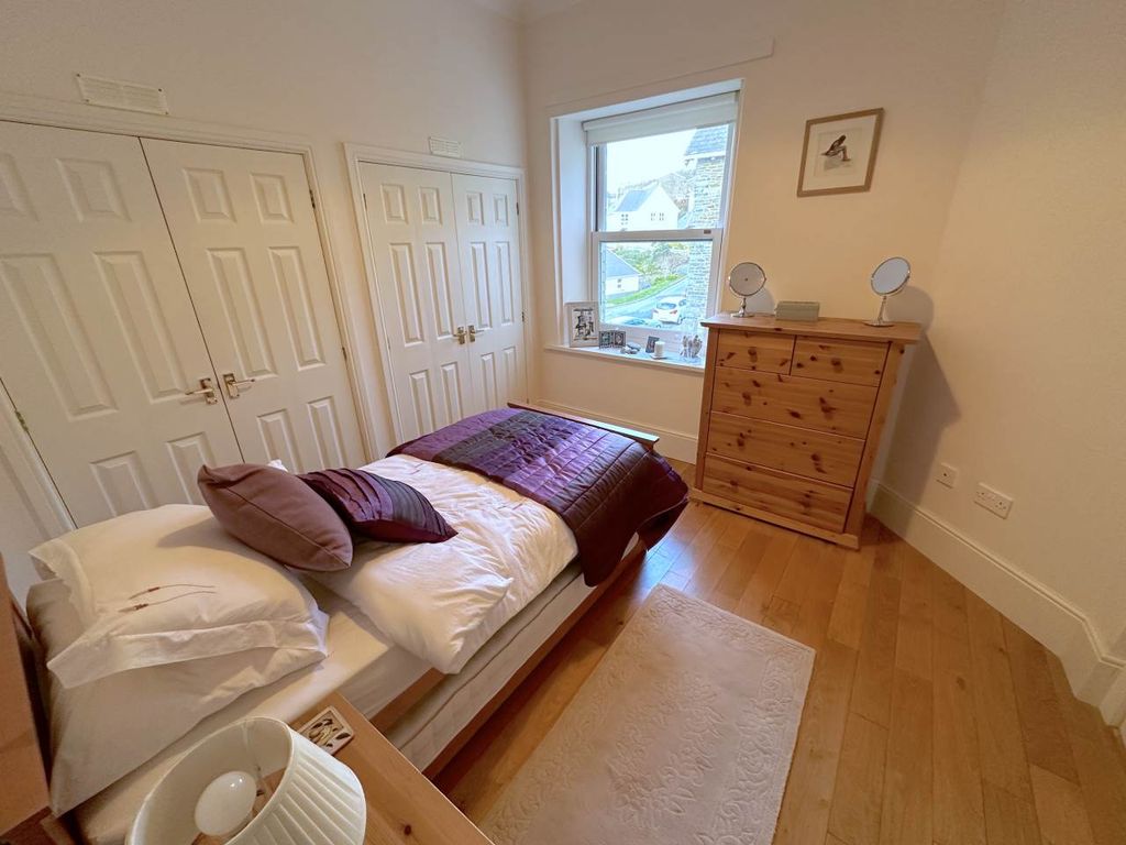 3 bed flat for sale in Llys Ardwyn, Aberystwyth, Ceredigion SY23, £214,995
