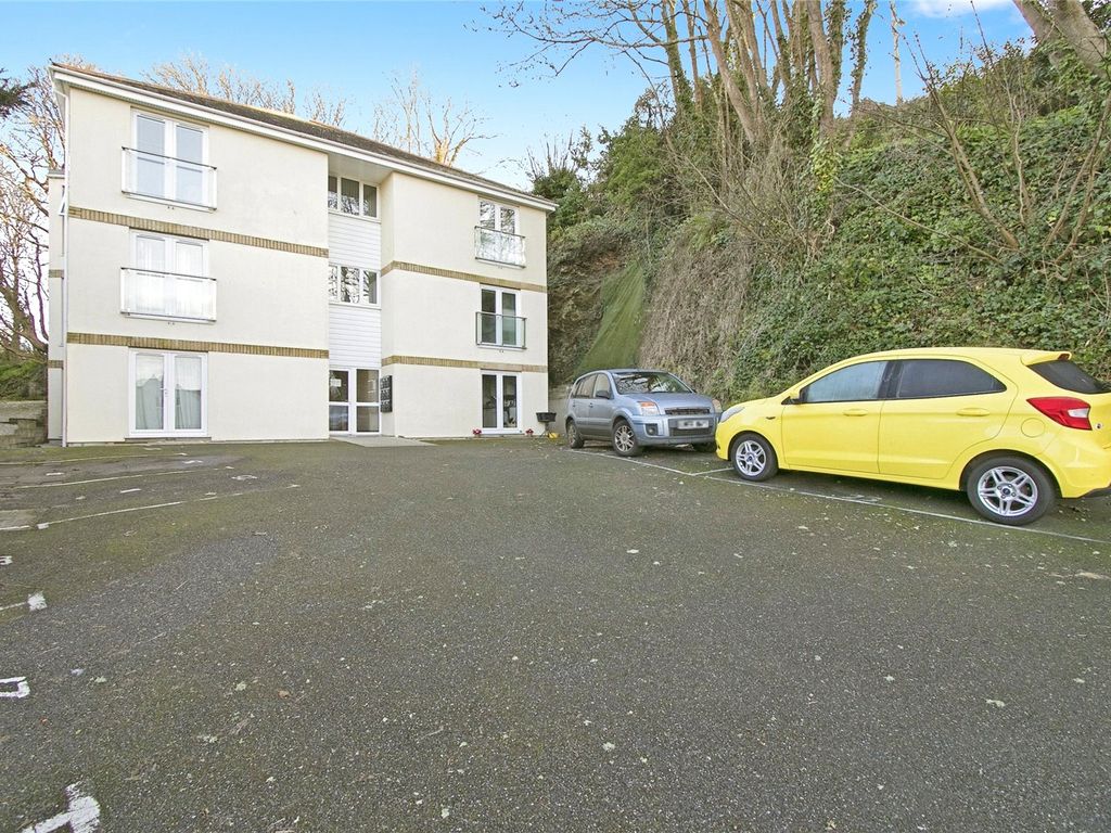 1 bed flat for sale in Flora Gardens, Penrose Road, Helston, Cornwall TR13, £150,000