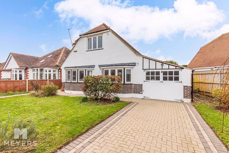 3 bed detached bungalow for sale in Merrivale Avenue, Southbourne BH6, £625,000