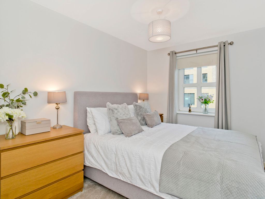 2 bed flat for sale in 129 Burnbrae Road, Bonnyrigg EH19, £155,000