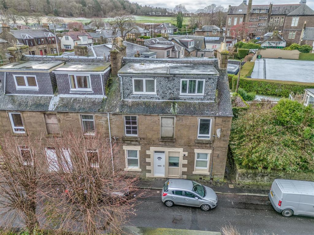 1 bed flat for sale in Muirton Road, Dundee DD2, £80,000