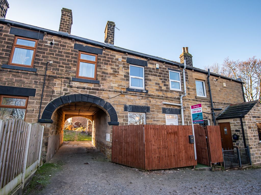 3 bed terraced house for sale in Dearne Hall Road, Barugh Green, Barnsley S75, £180,000