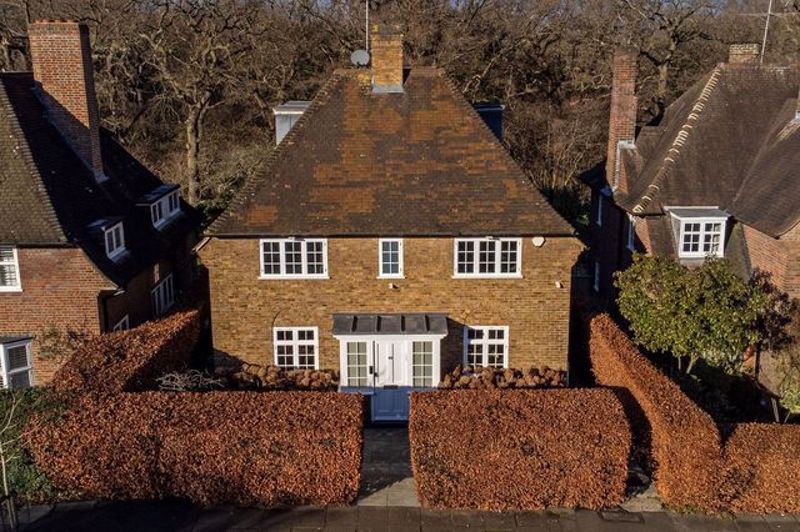 5 bed detached house for sale in Northway, Hampstead Garden Suburb NW11, £2,750,000