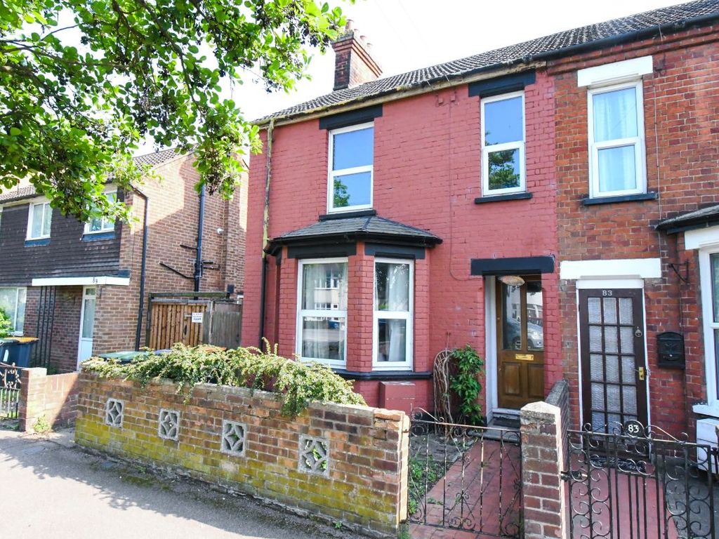 3 bed end terrace house for sale in 85 Harrowden Road, Bedford, Bedfordshire MK42, £150,000