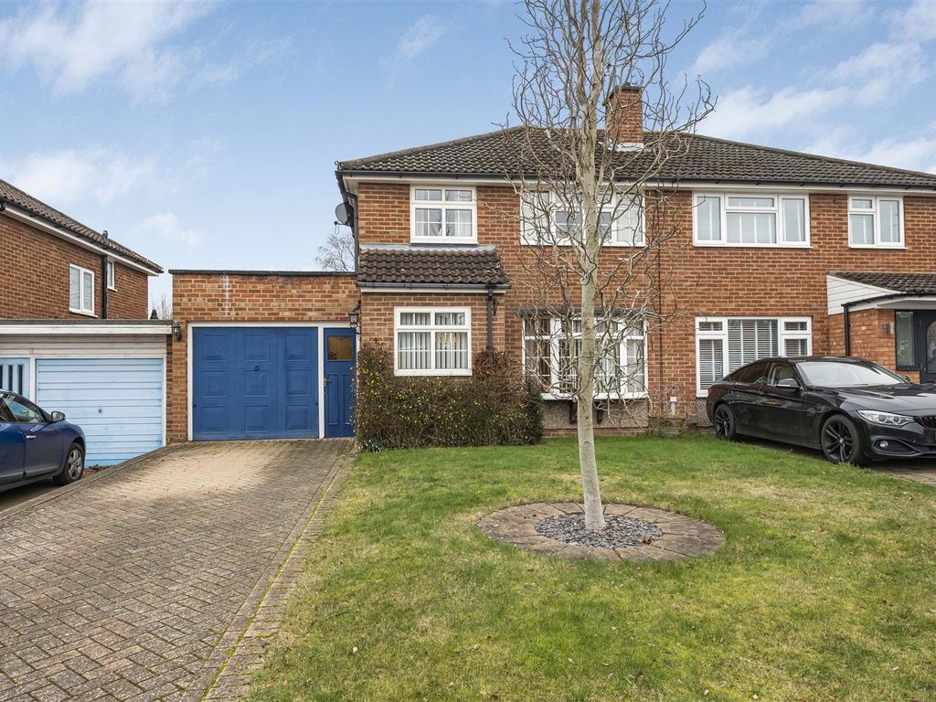 3 bed semi-detached house for sale in Corbett Gardens, Woodley, Reading RG5, £500,000