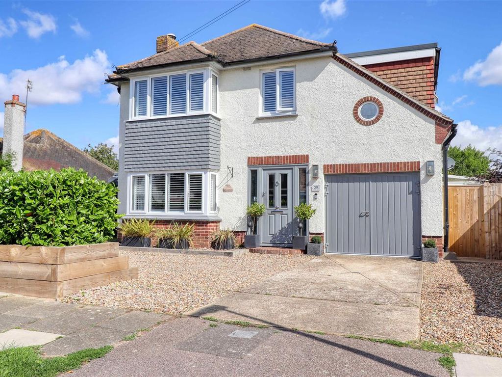4 bed detached house for sale in Seafield Gardens, Holland-On-Sea, Clacton-On-Sea CO15, £550,000