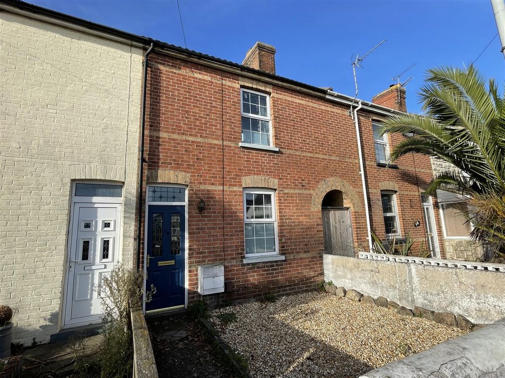2 bed terraced house to rent in Lake Road, Hamworthy, Poole BH15, £1,295 pcm