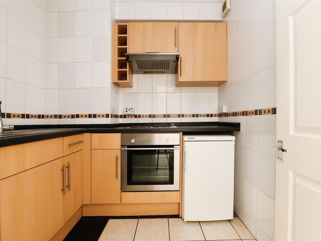 1 bed terraced house for sale in Coxtie Green Road, Pilgrims Hatch, Brentwood CM14, £250,000