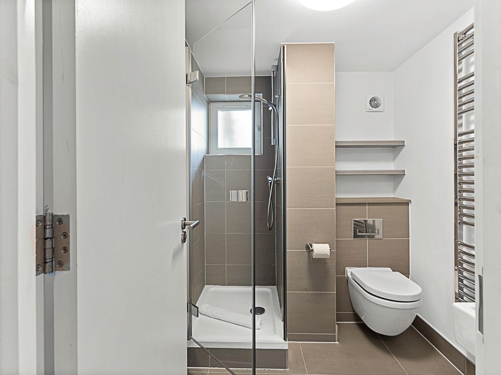 2 bed flat to rent in Flat, Kilmuir House, Ebury Street, London SW1W, £4,000 pcm
