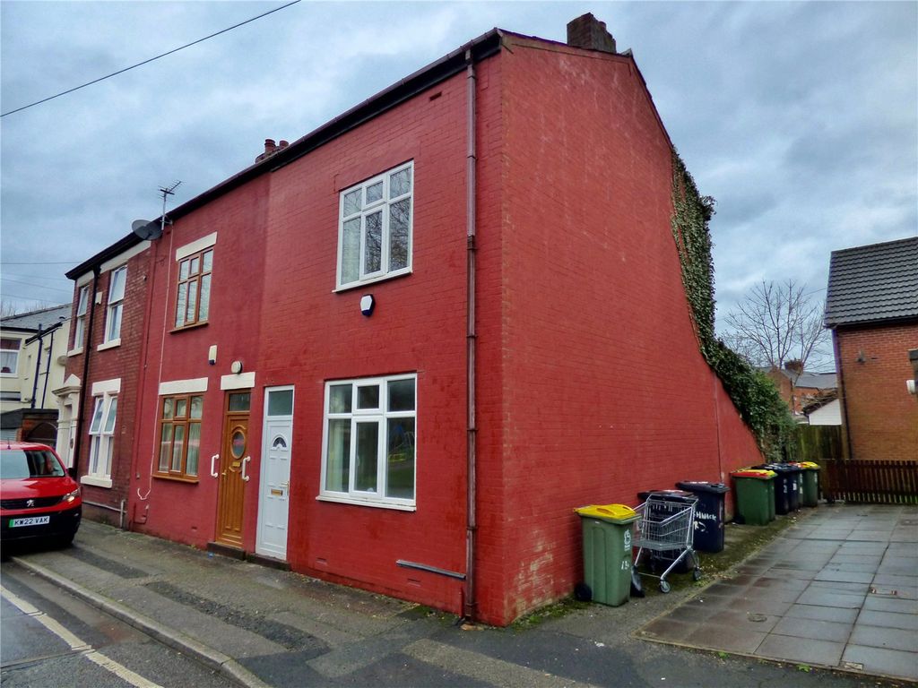 2 bed end terrace house for sale in Fishwick Road, Preston, Lancashire PR1, £105,000