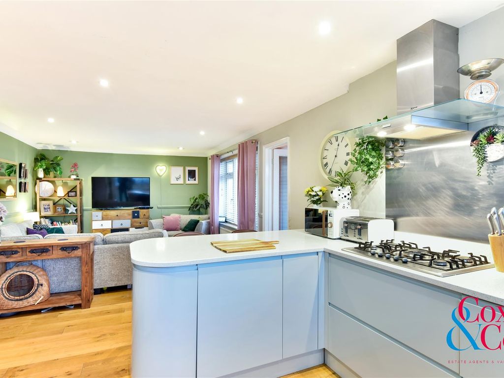 4 bed property for sale in St Helens Crescent, Hangleton, Hove BN3, £650,000