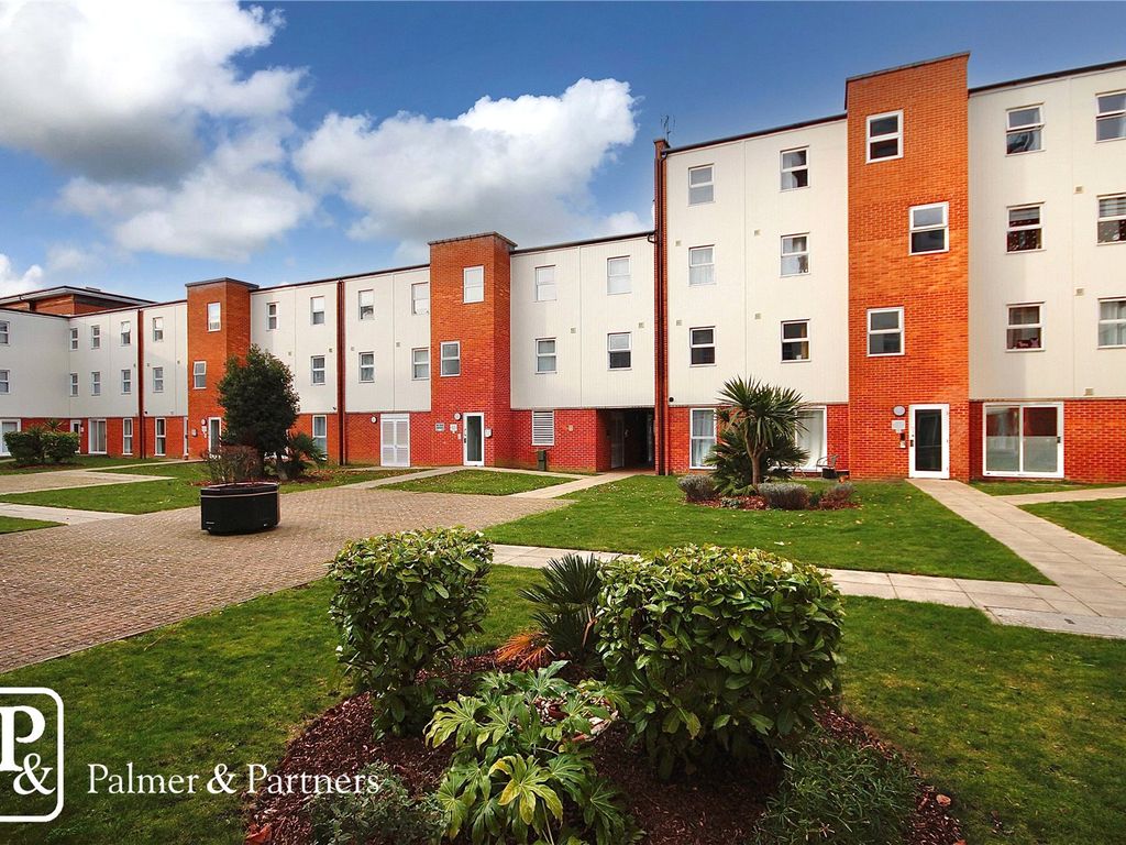 2 bed flat for sale in Gaskell Place, Ipswich, Suffolk IP2, £130,000