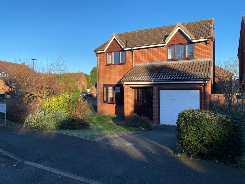 4 bed detached house for sale in Foxlands Drive, Sutton Coldfield B72, £469,950