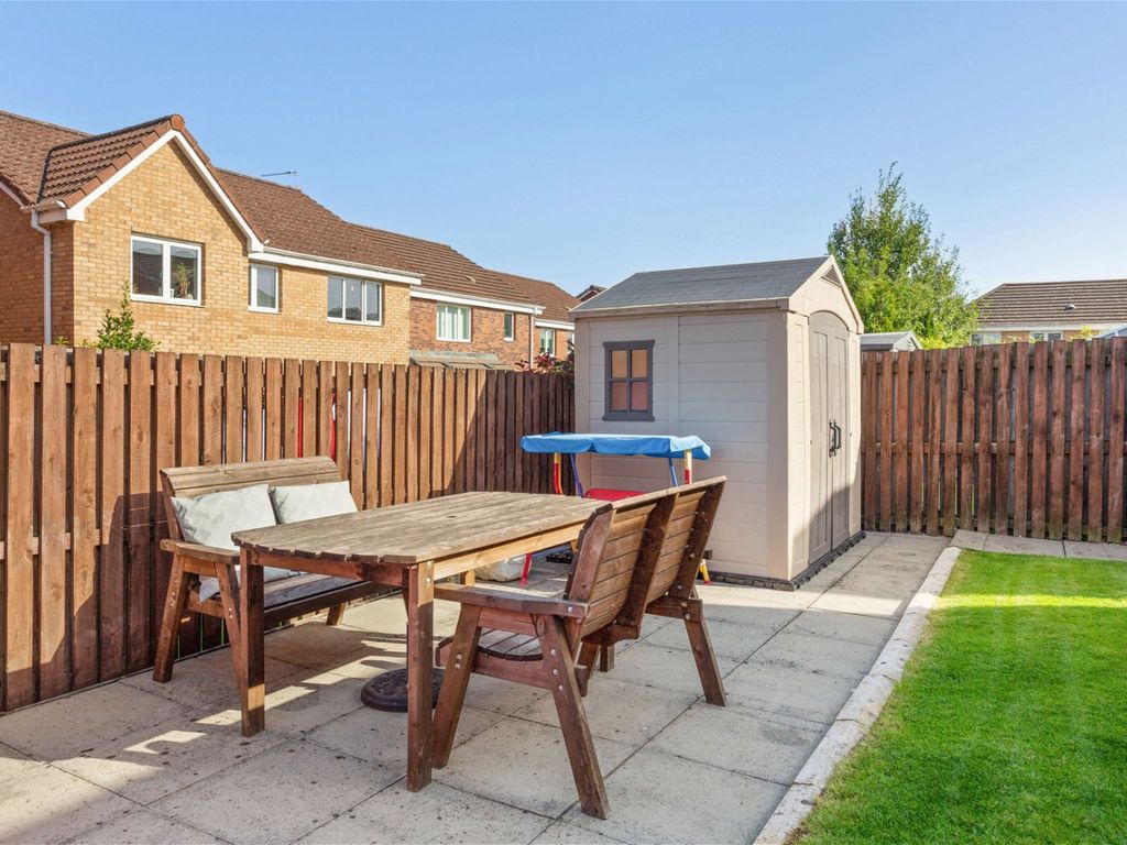 4 bed detached house for sale in West Holmes Place, Broxburn EH52, £310,000