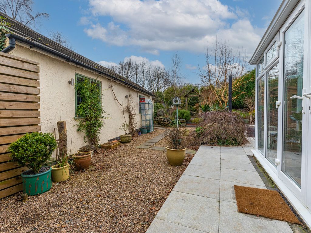 3 bed cottage for sale in Ashby Road, Markfield LE67, £500,000