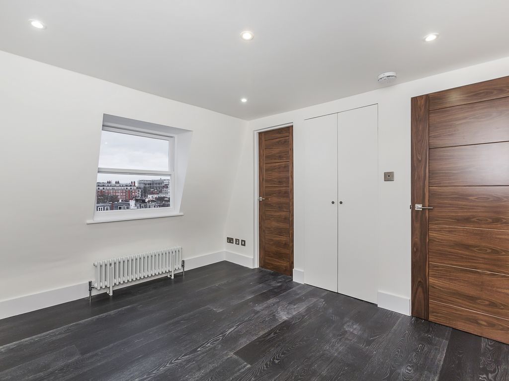 2 bed flat for sale in Hornton Street, Kensington, London W8, £1,425,000