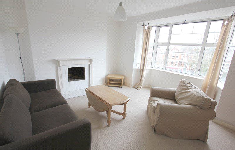 2 bed flat to rent in Barrington Court, Colney Hatch Lane, Muswell Hill, London N10, £1,733 pcm
