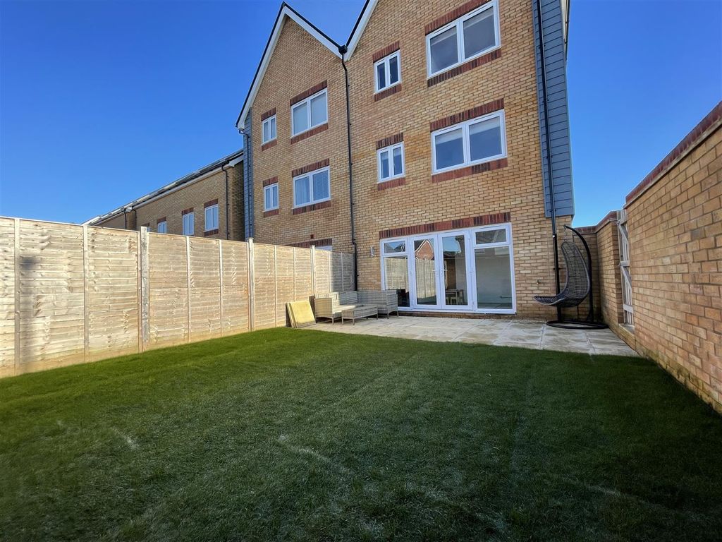 4 bed property for sale in Cowleaze Path, Banwell, Weston-Super-Mare BS29, £350,000