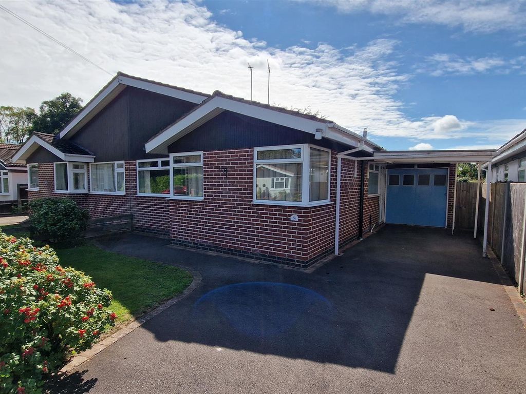 2 bed semi-detached bungalow for sale in Suncliffe Drive, Kenilworth CV8, £425,000