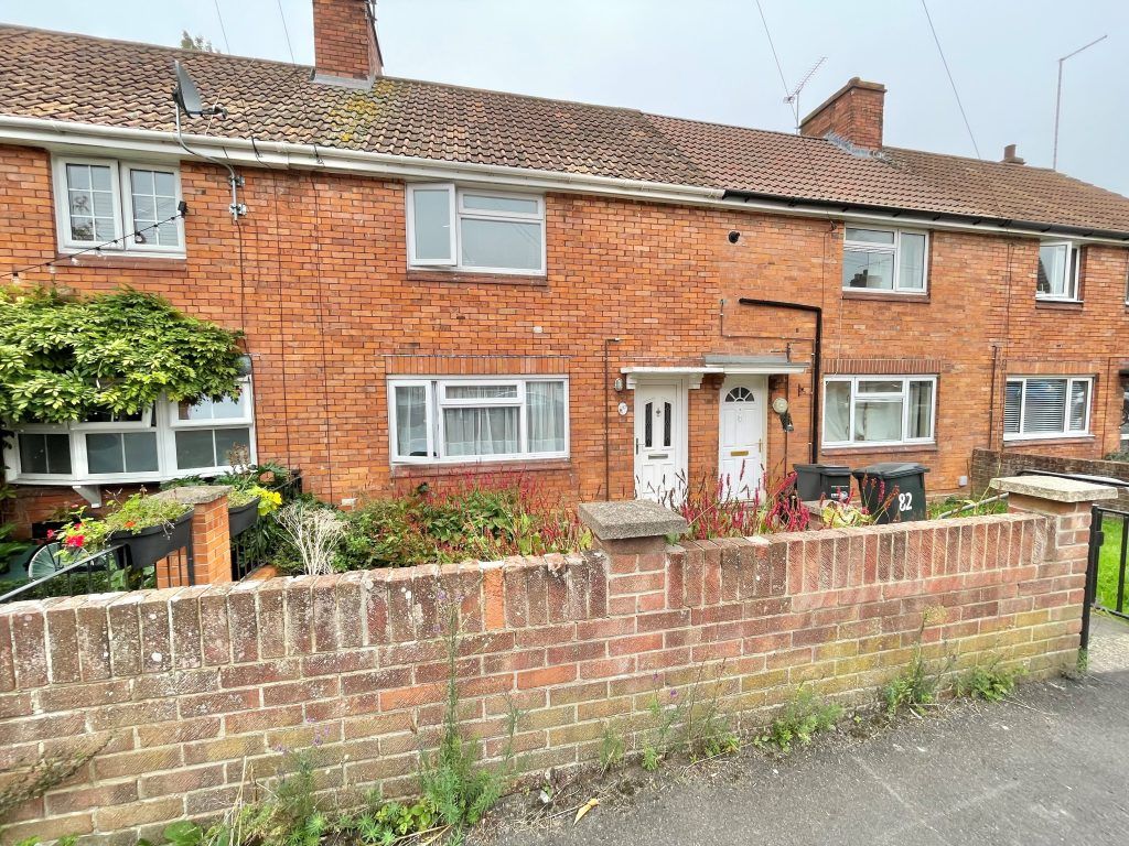 2 bed terraced house for sale in Seaton Road, Yeovil, Somerset BA20, £175,000