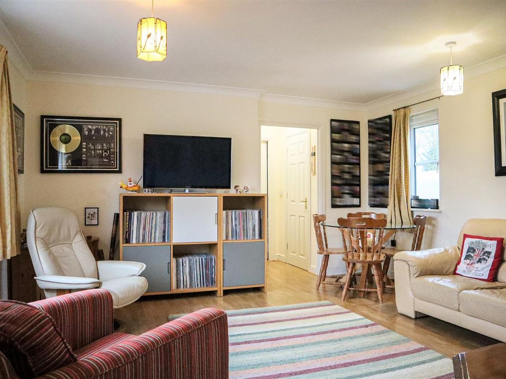 1 bed flat for sale in Ruddle Way, Langham, Oakham LE15, £109,930