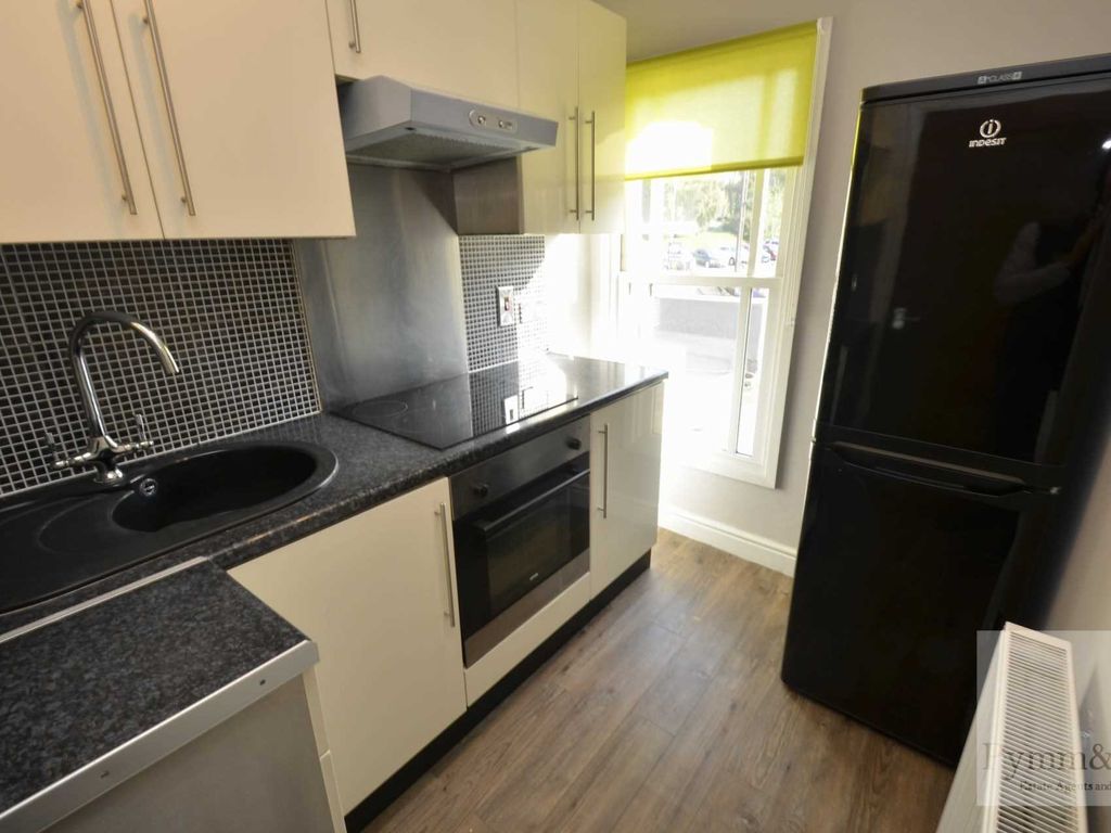 1 bed flat to rent in Bishop Bridge Road, Norwich NR1, £675 pcm