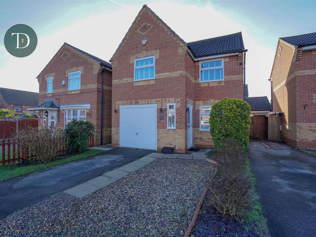 3 bed detached house for sale in Holm Drive, Elton, Chester CH2, £230,000