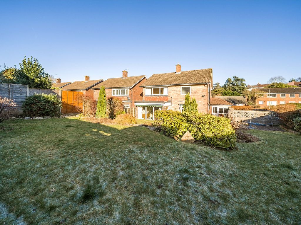 3 bed detached house for sale in The Brackens, Orpington BR6, £700,000