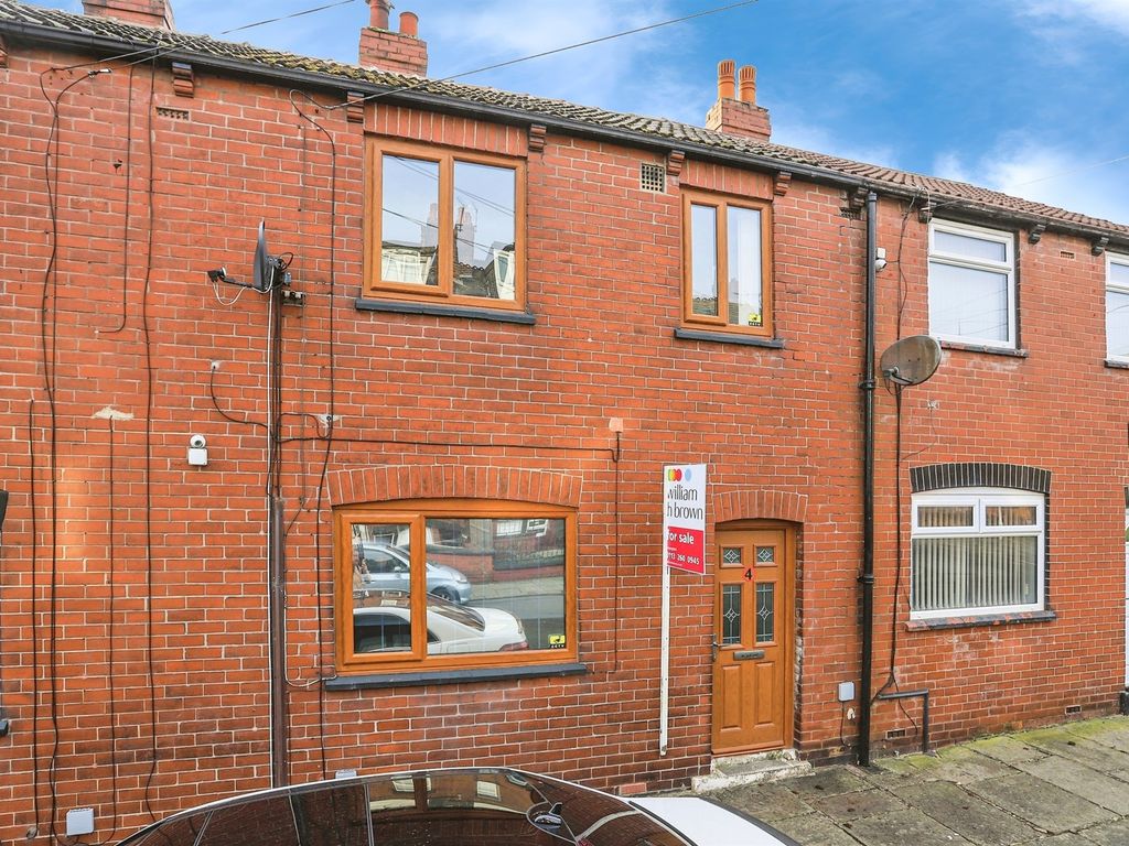 3 bed terraced house for sale in Thornleigh Mount, Leeds LS9, £155,000