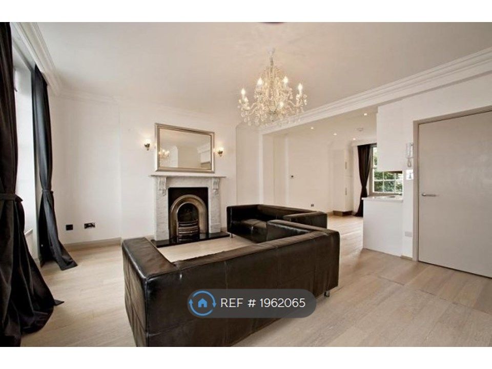 4 bed maisonette to rent in Claverton Street, London SW1V, £4,700 pcm