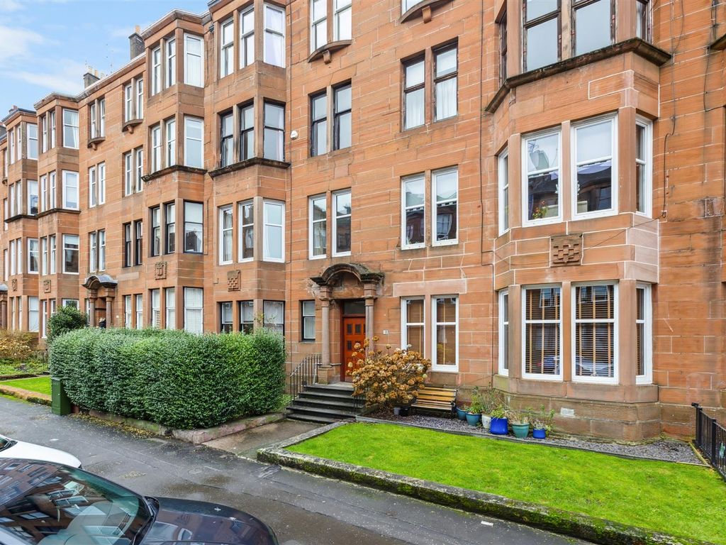 1 bed flat for sale in Airlie Street, Glasgow G12, £179,000