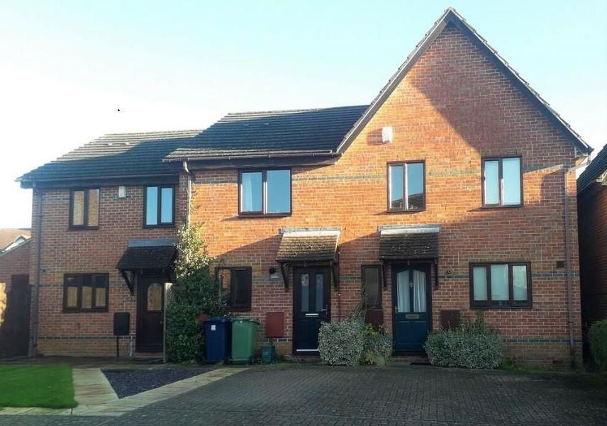 4 bed semi-detached house to rent in Kirby Place, Cowley OX4, £2,496 pcm