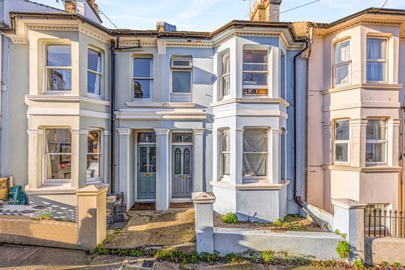 3 bed terraced house for sale in Bentham Road, Hanover, Brighton BN2, £550,000