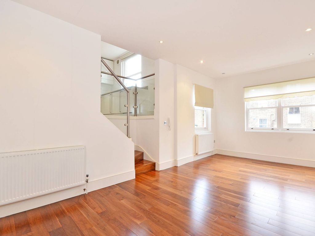 2 bed flat to rent in Finsbury Park Road, Finsbury Park, London N4, £2,550 pcm