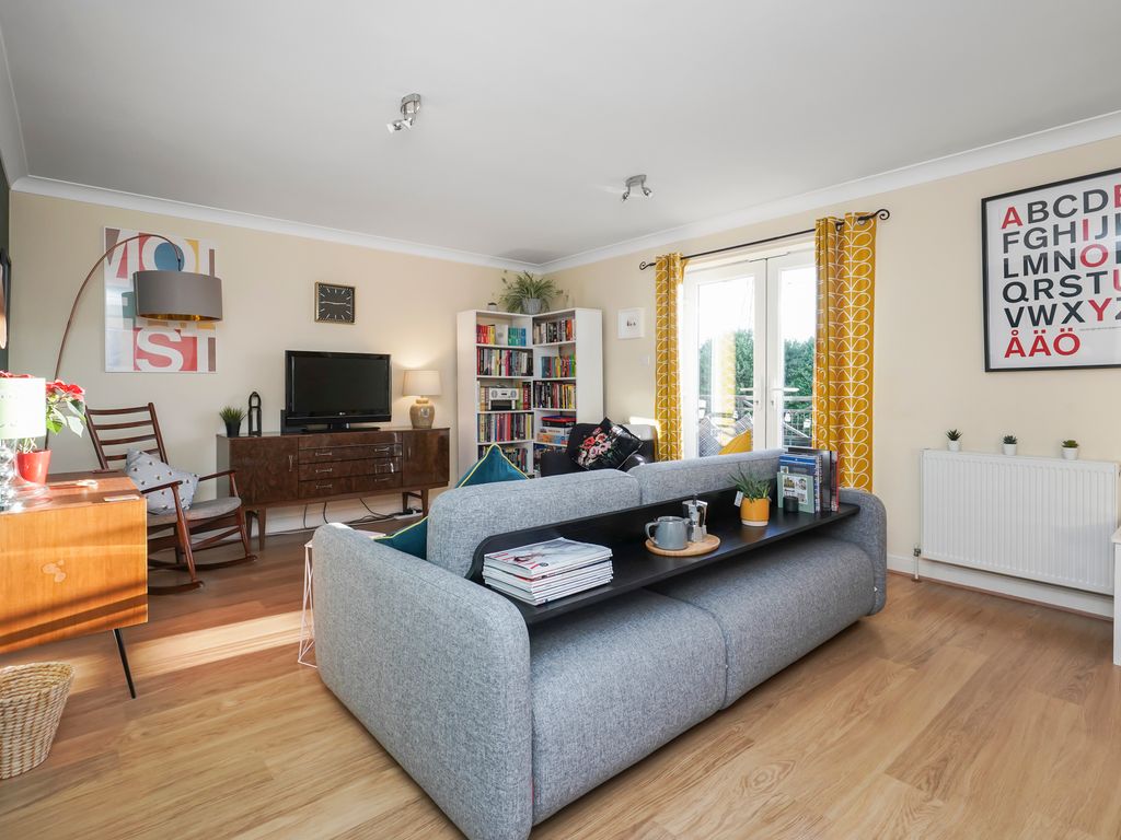2 bed flat for sale in 3/6 Joppa Station Place, Portobello, Edinburgh EH15, £295,000