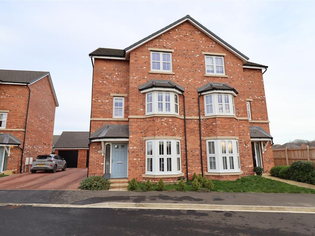 3 bed property for sale in Linden Crescent, Yarm TS15, £270,000
