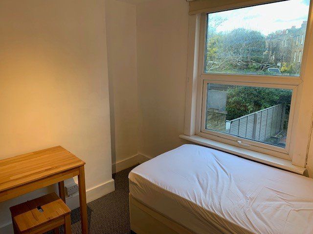 Room to rent in Agincourt Road, London NW3, £715 pcm