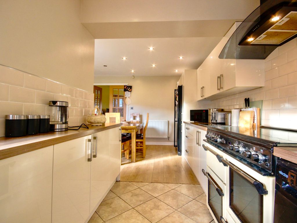 4 bed semi-detached house for sale in Rhos Y Dderwen, Blackwood NP12, £297,950