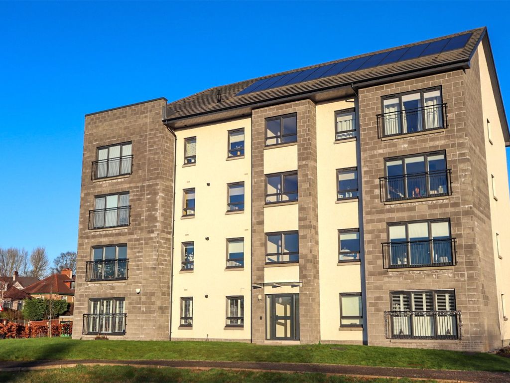 2 bed flat for sale in Paragon Drive, Motherwell ML1, £179,995
