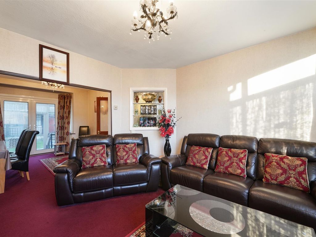 3 bed end terrace house for sale in Whitton Avenue West, Greenford UB6, £565,000